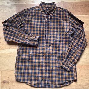 Uniqlo Men's Navy and Tan Plaid Shirt